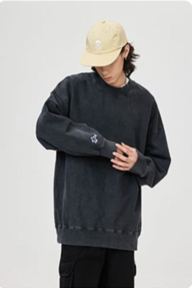 Black Armada Sweatshirt in Black