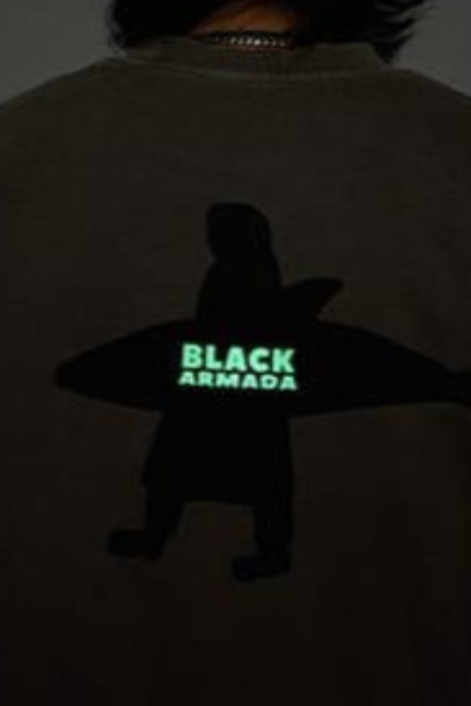 Black Armada Sweatshirt in Camel