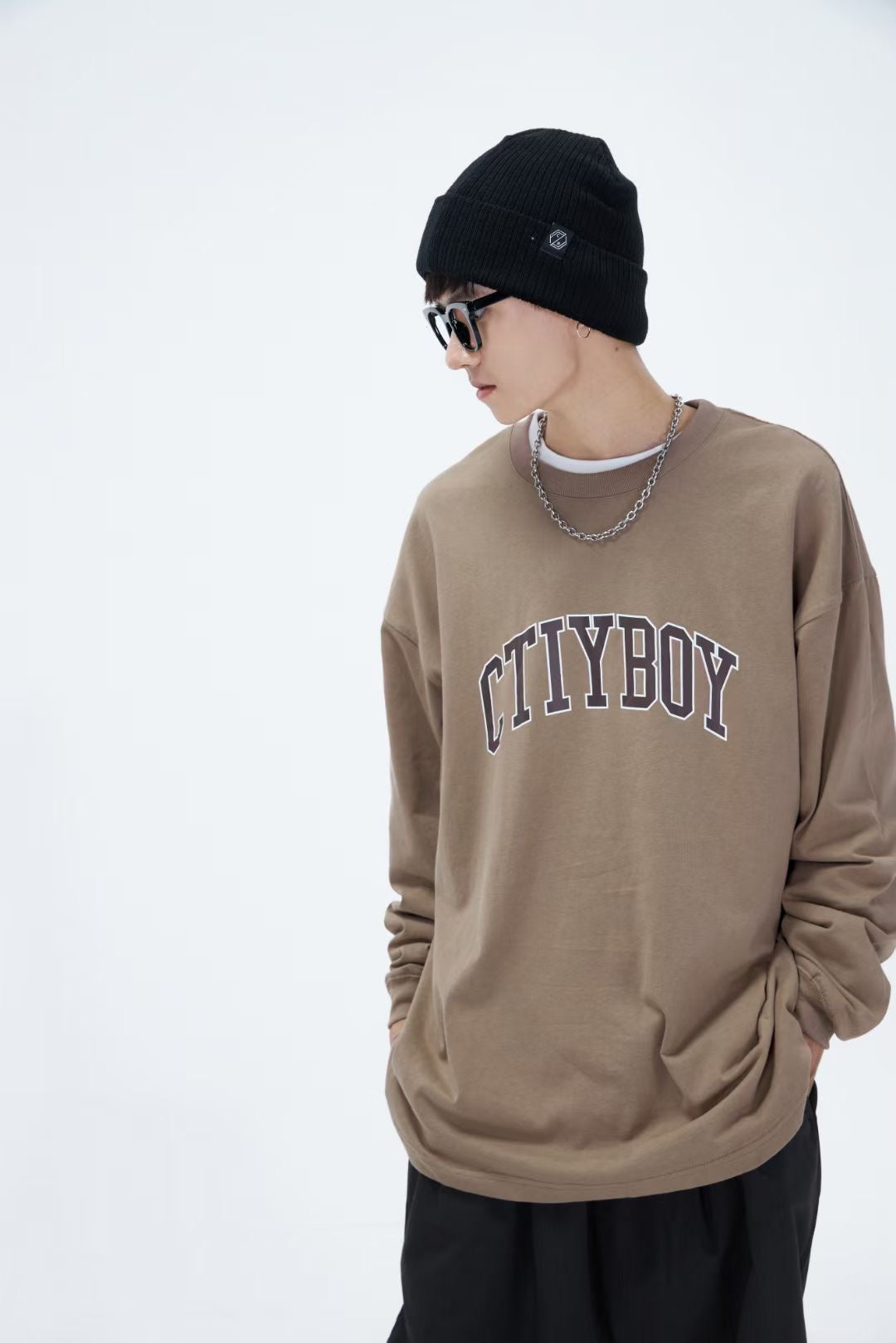 City Boy Print Long Sleeve Tee In Khaki