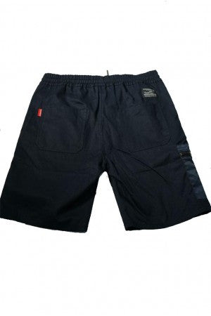 軍綠色口袋短褲