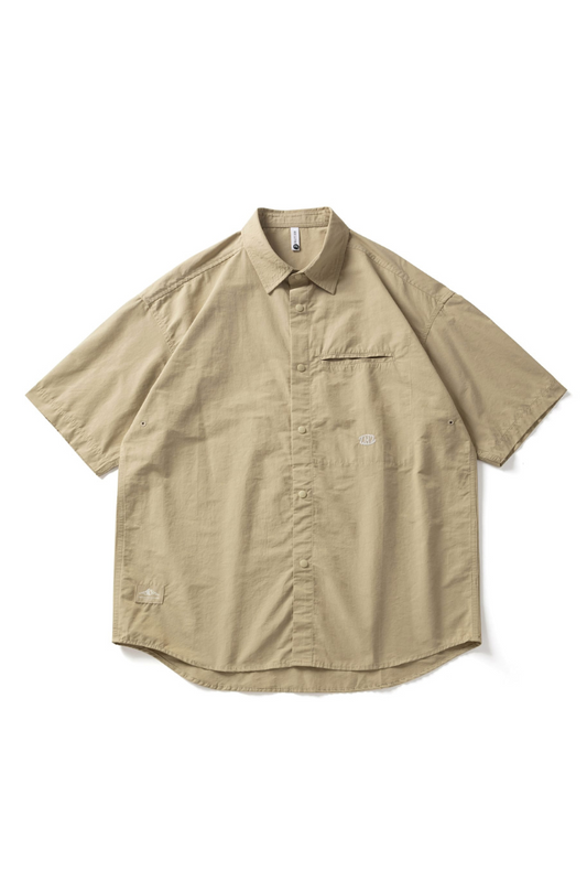 Outdoor Short Sleeve Shirt In Khaki