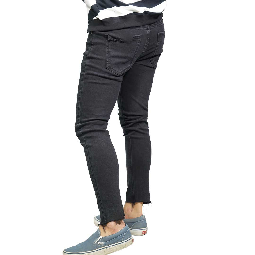 Skinny Jeans In Washed Black