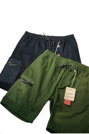 Shorts With Pocket In Army Green