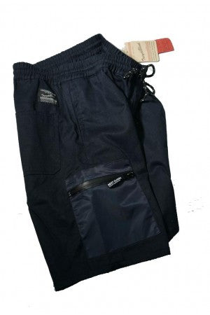 Shorts With Pocket In Army Green