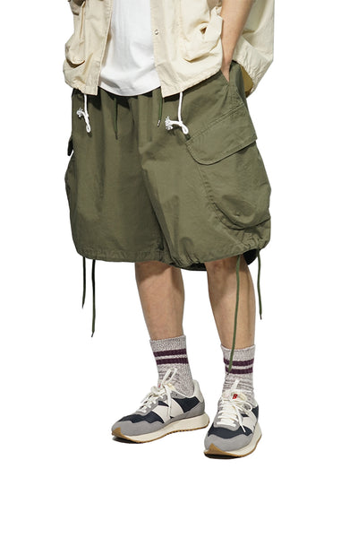 Loose Cut Cargo Shorts In Army Green