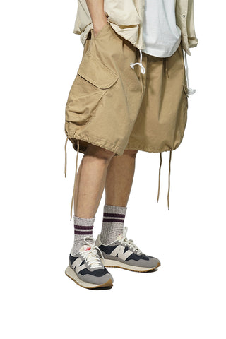 Loose Cut Cargo Shorts In Khaki