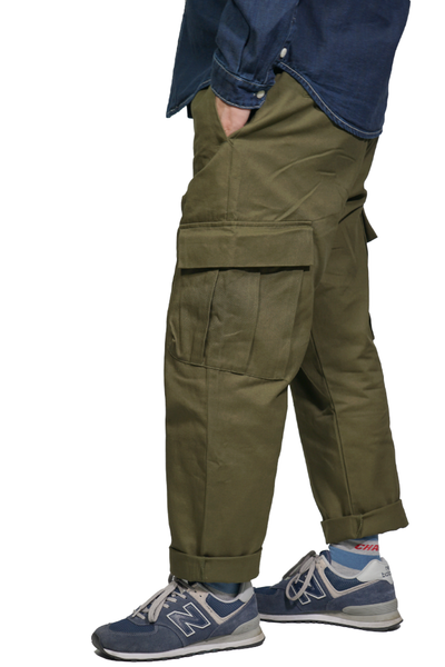 Worker Cargo Pants In Army Green