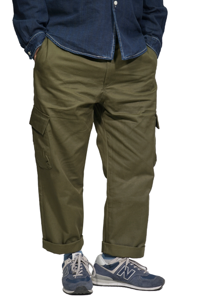 Worker Cargo Pants In Army Green